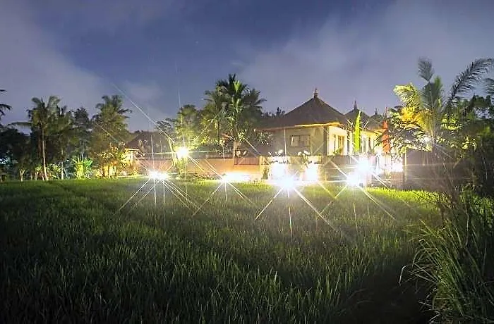 Bed & Breakfast Luwih 4*